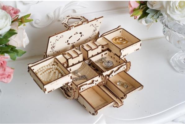 3D Puzzle Bernstein Schatulle 43PCS