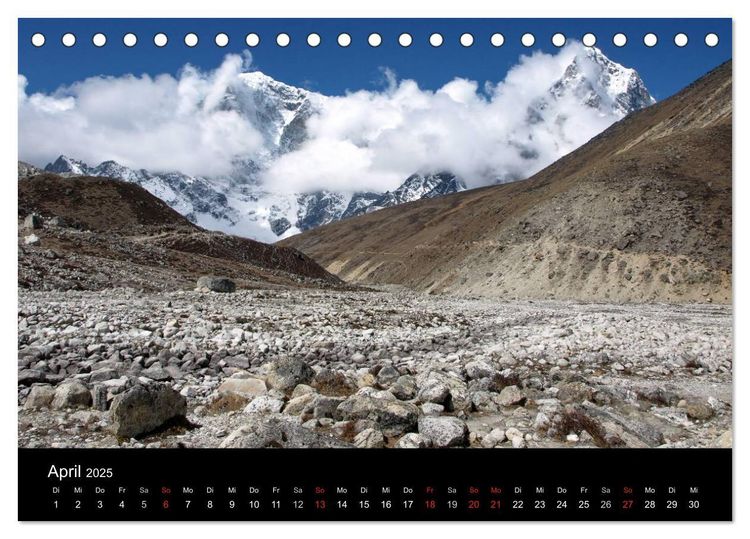 Majestätische Bergwelten - Der Everest Trek (Tischkalender 2024 DIN A5 quer), CALVENDO Monatskalender