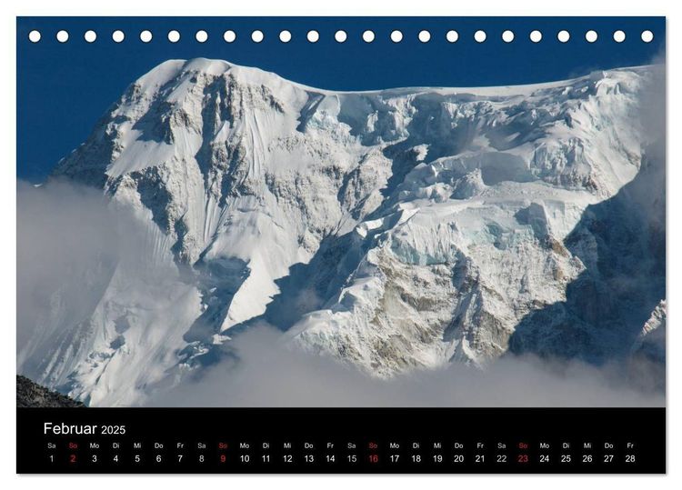 Majestätische Bergwelten - Der Everest Trek (Tischkalender 2024 DIN A5 quer), CALVENDO Monatskalender