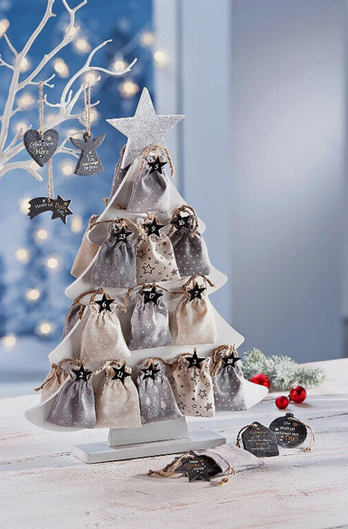 Adventskalender Tanne mit Schiefertafeln