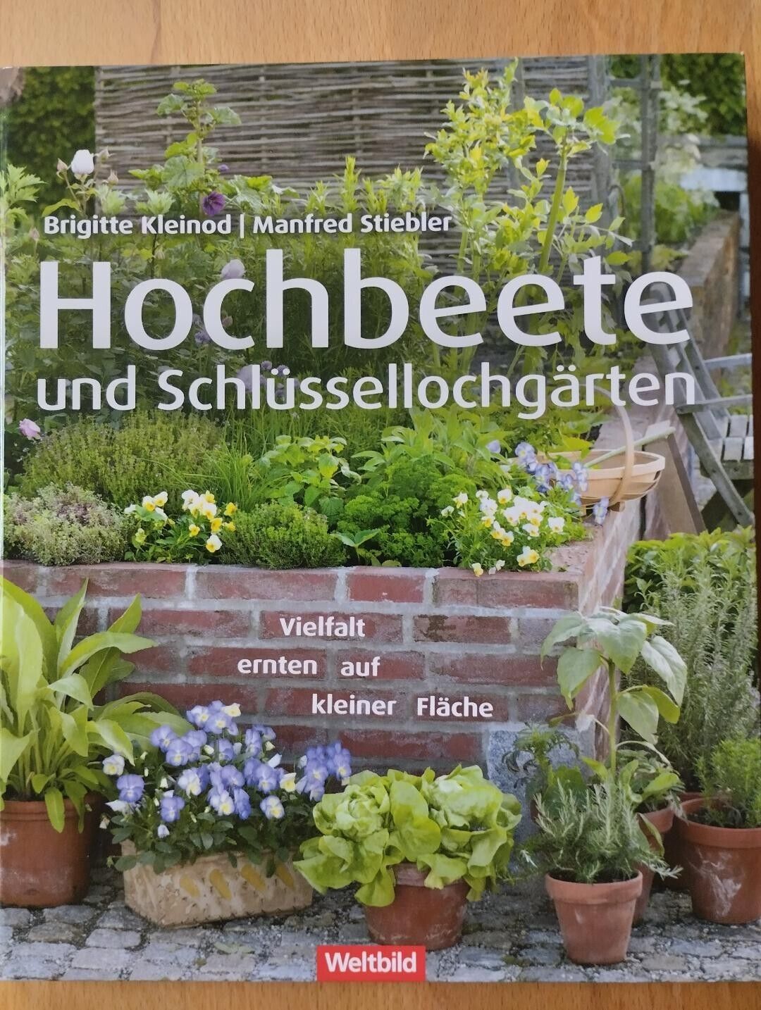 Hochbeete und Schlüssellochgärten