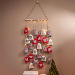 Adventskalender Säckchen zum Hängen inkl. LED-Lichterkette