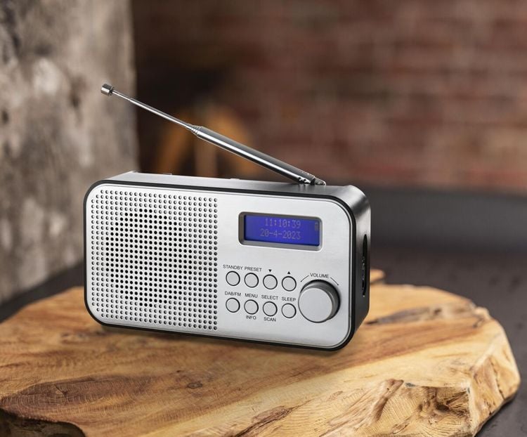 Tragbares DAB+ Radio