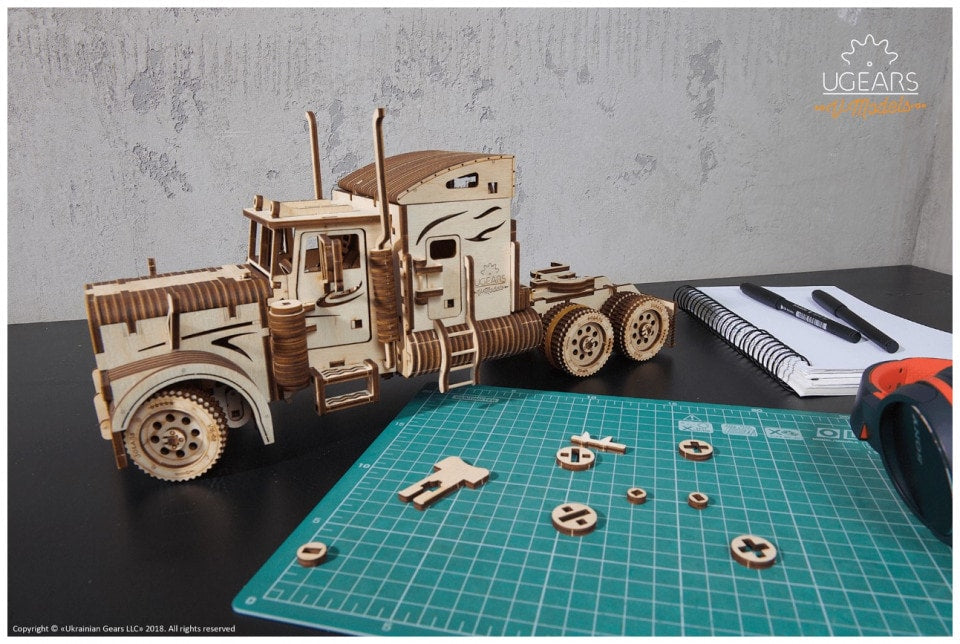 3D Puzzle Truck 541PCS