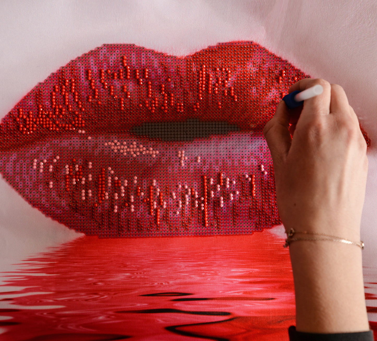 Diamond Dotz Hot Lips