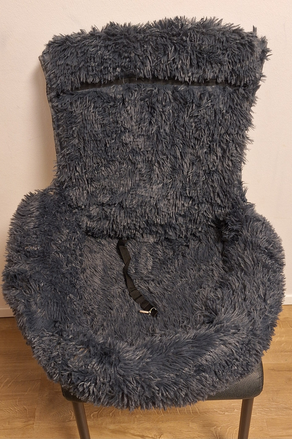 Hundesitz für das Auto "100% Polyester"